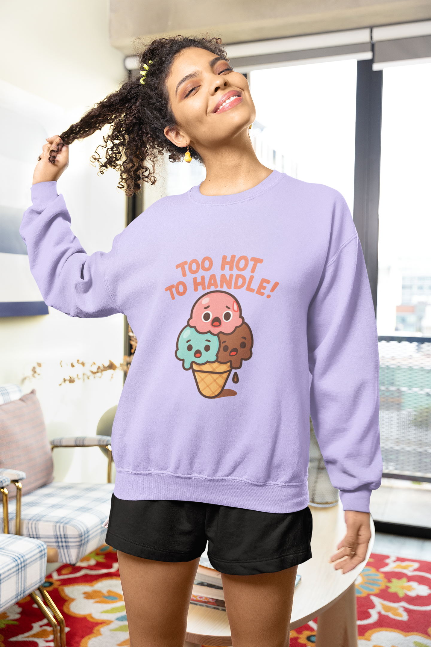 Too hot to handle Sweatshirt